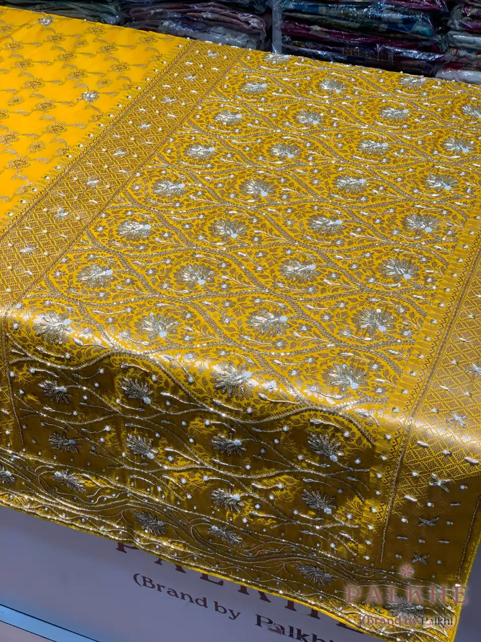 Yellow Floral Jaal Banarasi x Hand Embroidery