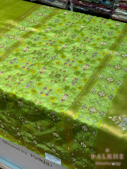 Lime Green Buttas Patola x Hand Embroidery (CM97)