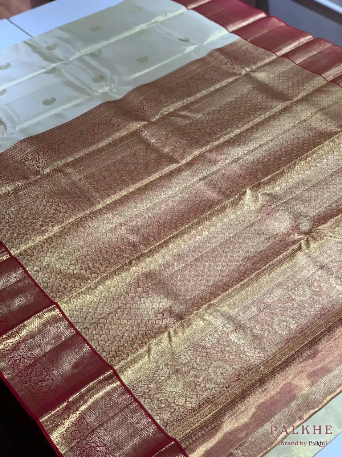 Cream Kanjivaram Buttas in Pure Silk (CN80)