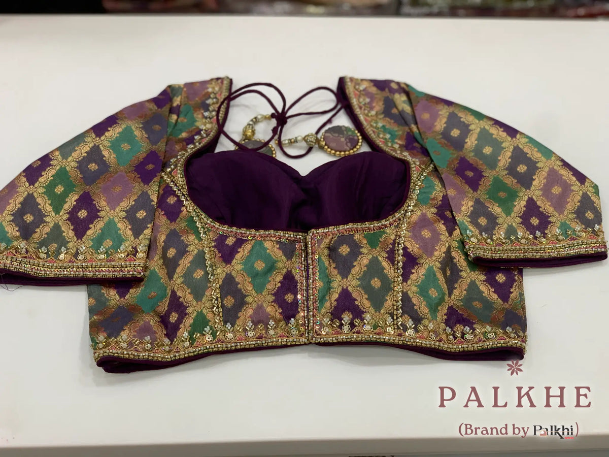 Lavender Fancy in Semi Ho Silk With ready Blouse (CS00)