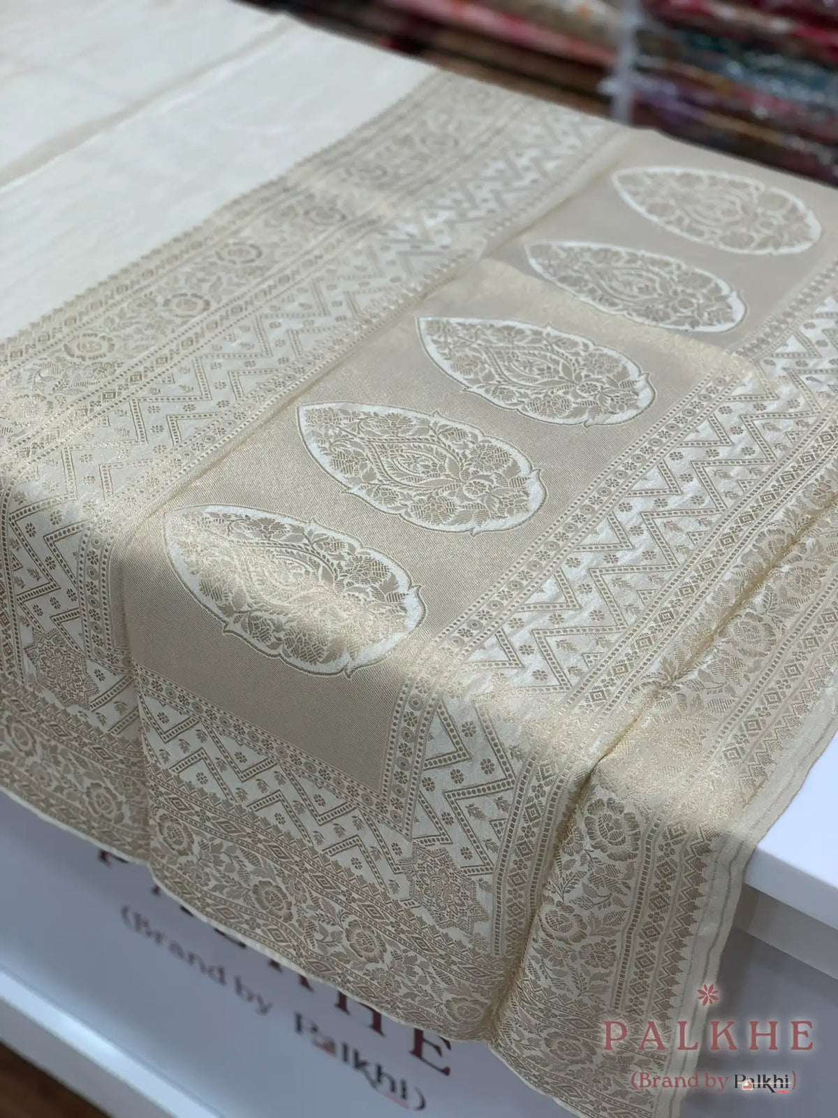 Beige Fancy in Semi Ho Silk With Ready Blouse (CS00)