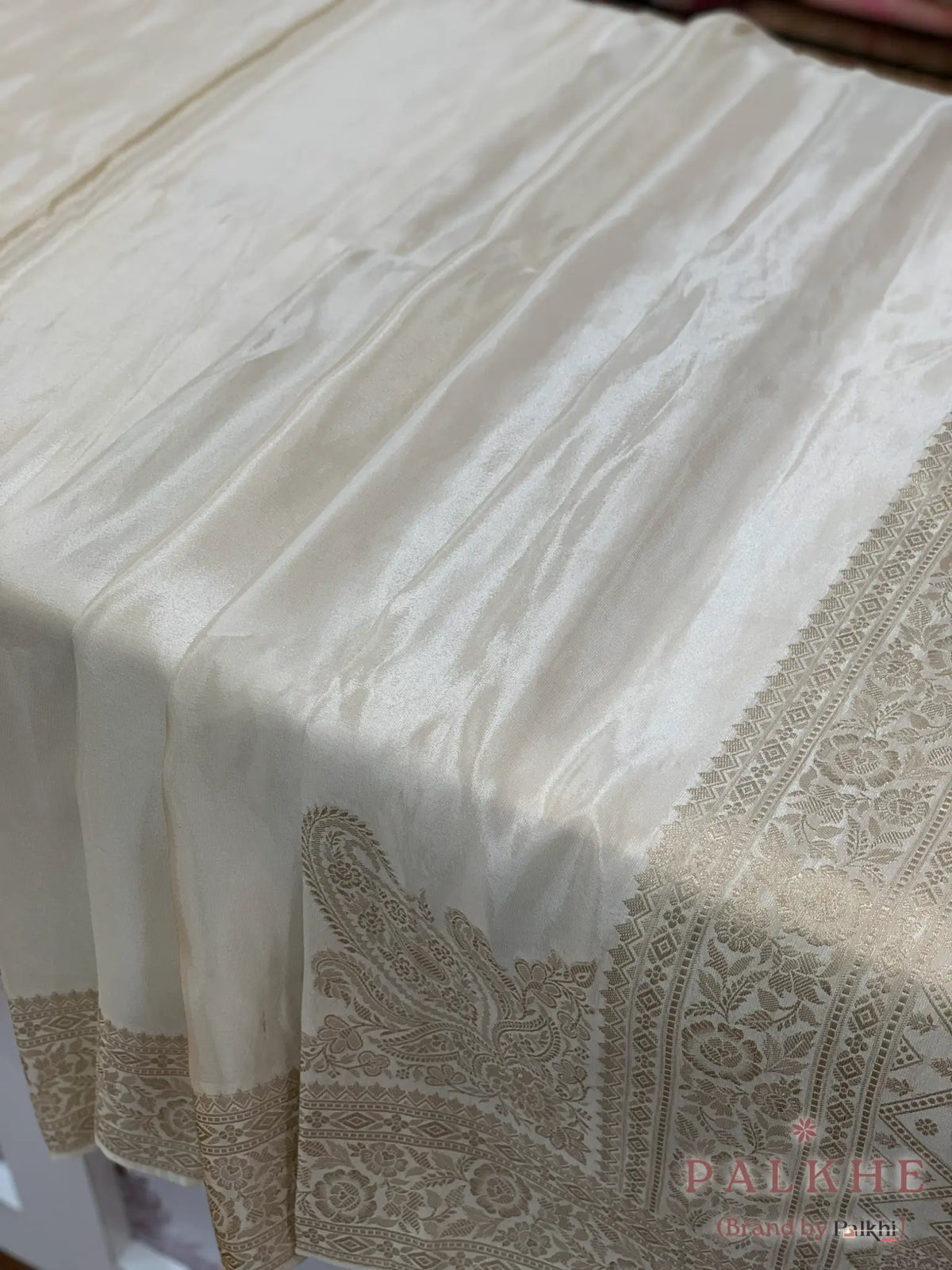 Beige Fancy in Semi Ho Silk With Ready Blouse (CS00)