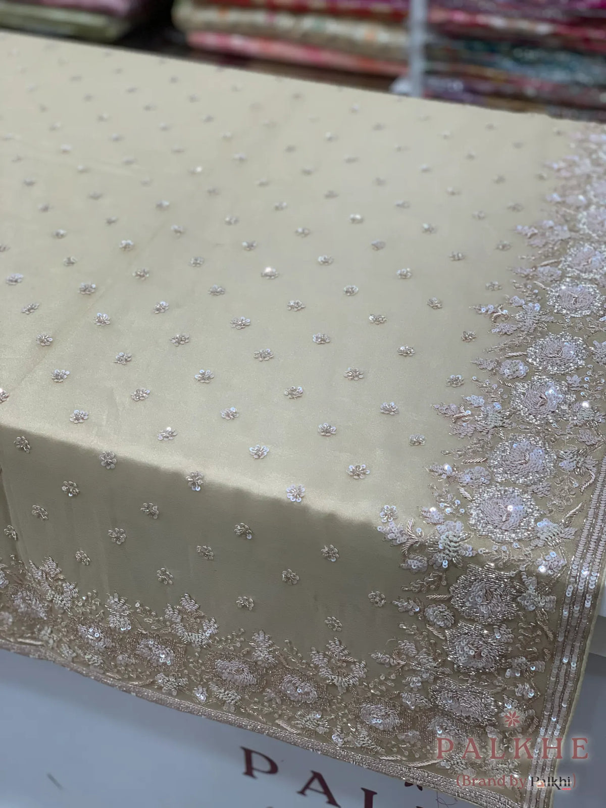 Ivory Buttis Fancy x Hand Embroidery (CQ03)