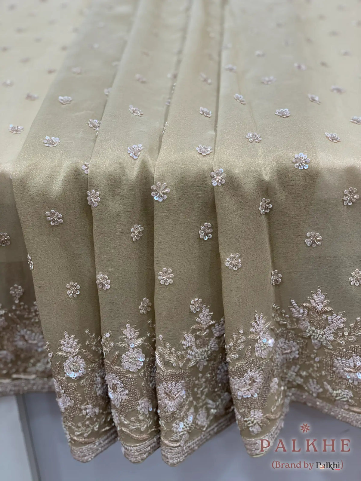 Ivory Buttis Fancy x Hand Embroidery (CQ03)