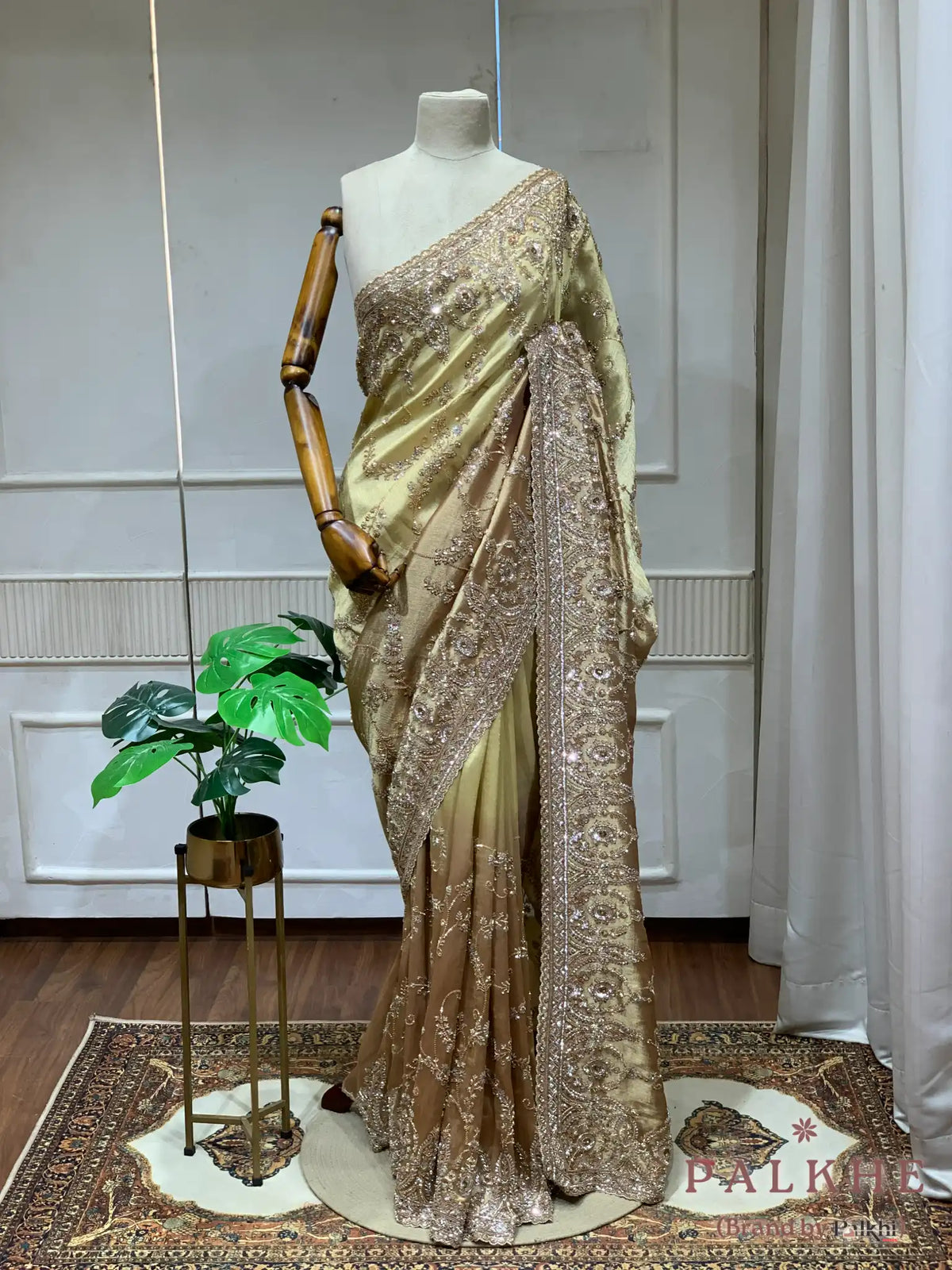Gold Floral Tissue x Hand Embroidery (CU26)