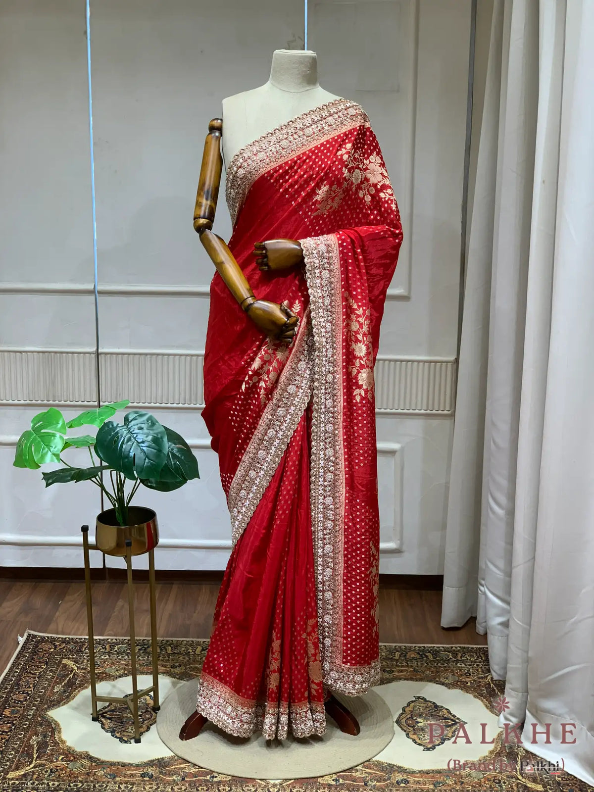 Red Floral Banarasi x Hand Embroidery (CT80)