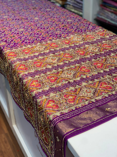 PURPLE HANDWORK PATOLA 