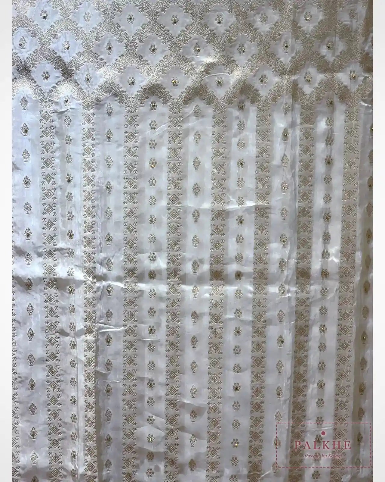 Ivory Silk Banarasi x Hand Embroidery