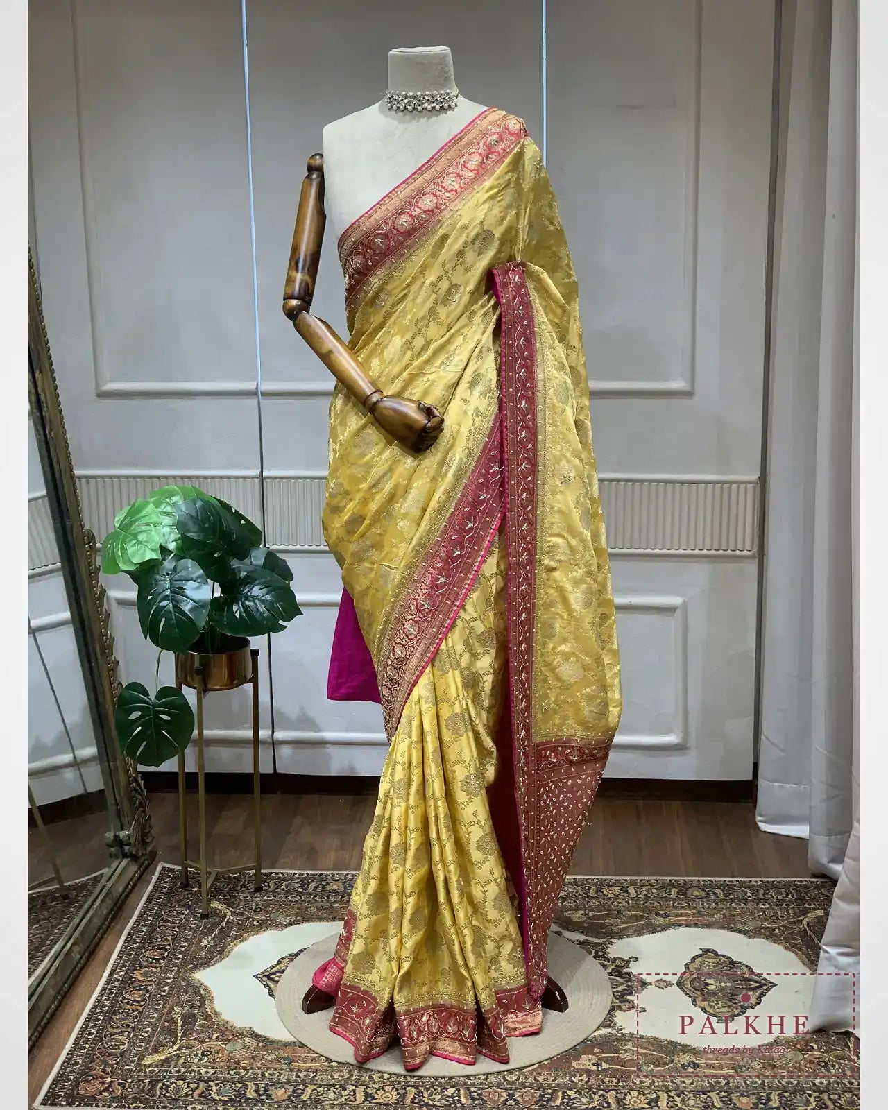 Mustard Yellow Floral Jaal Silk Banarasi x Hand Embroidery