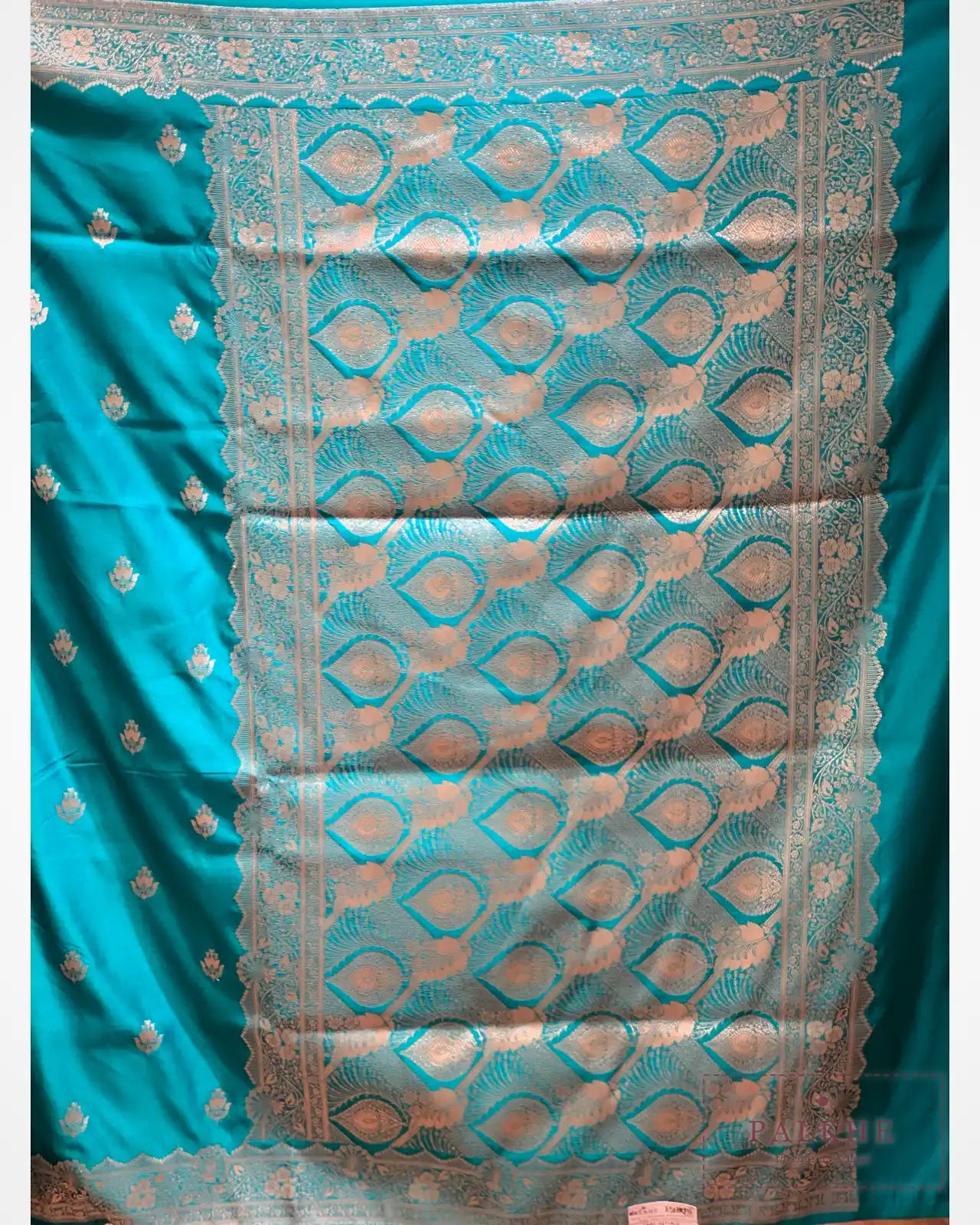 Rama Green Banarasi Floral Buttis in Pure Katan Silk