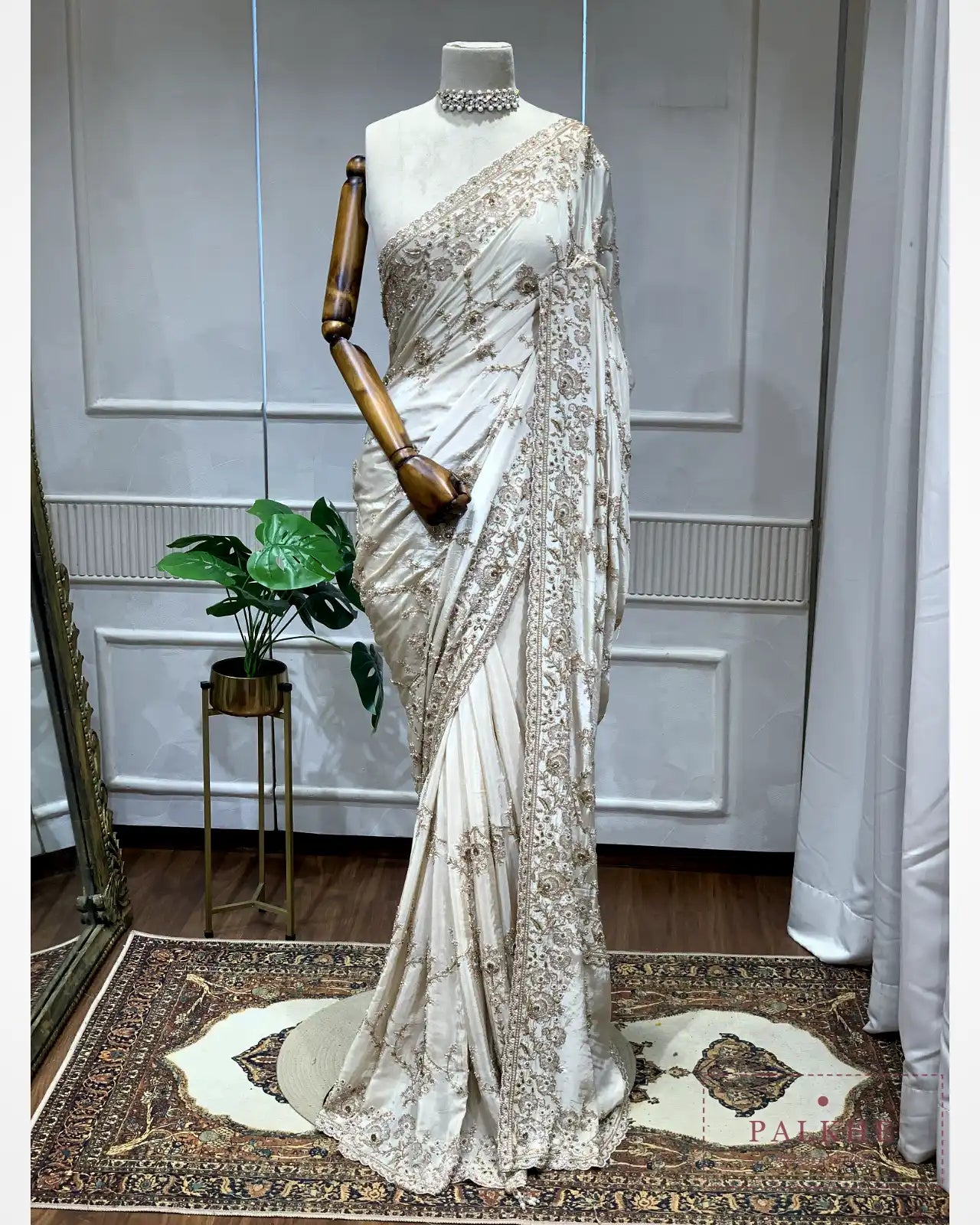 Ivory Floral Jaal Silk Fancy x Hand Embroidery