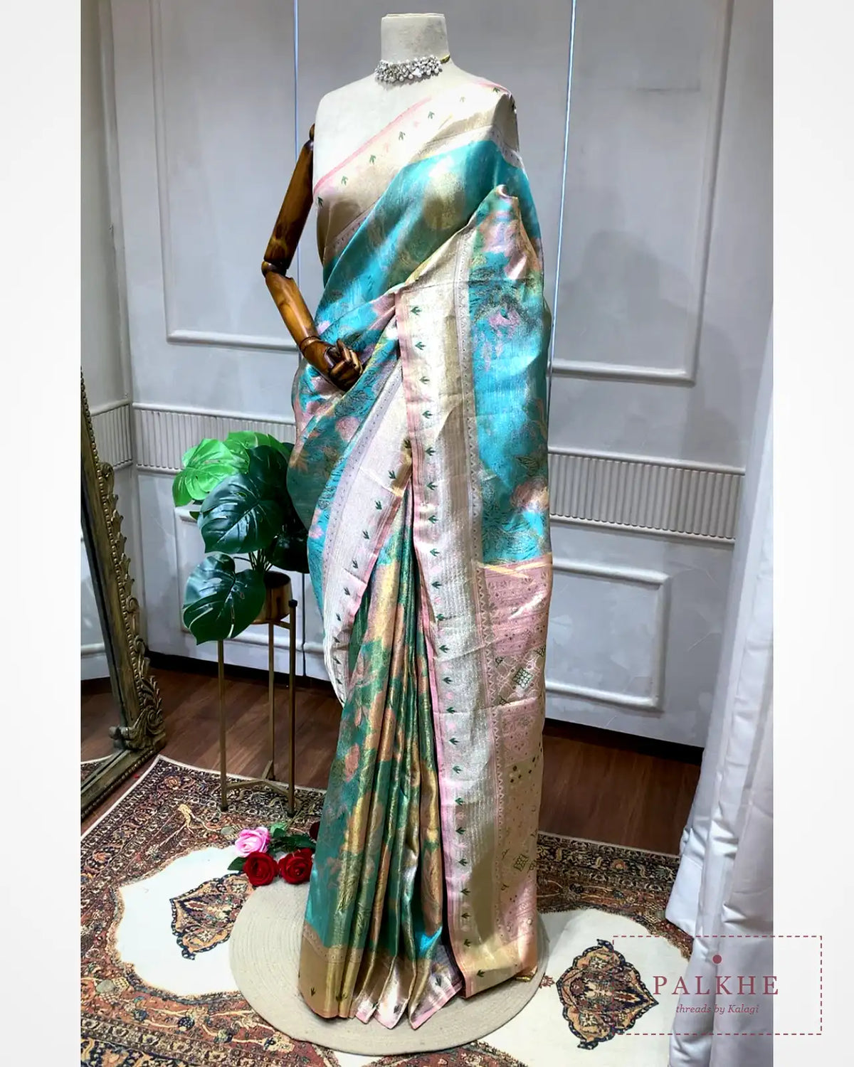 Pista Green Kanjivaram Floral Jaal in Pure Silk