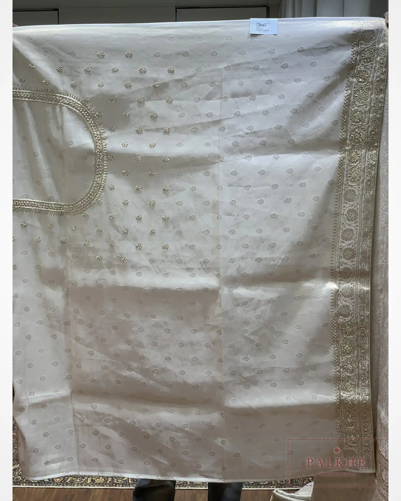 Ivory Floral Jaal Pure Silk Banarasi x Hand Embroidery