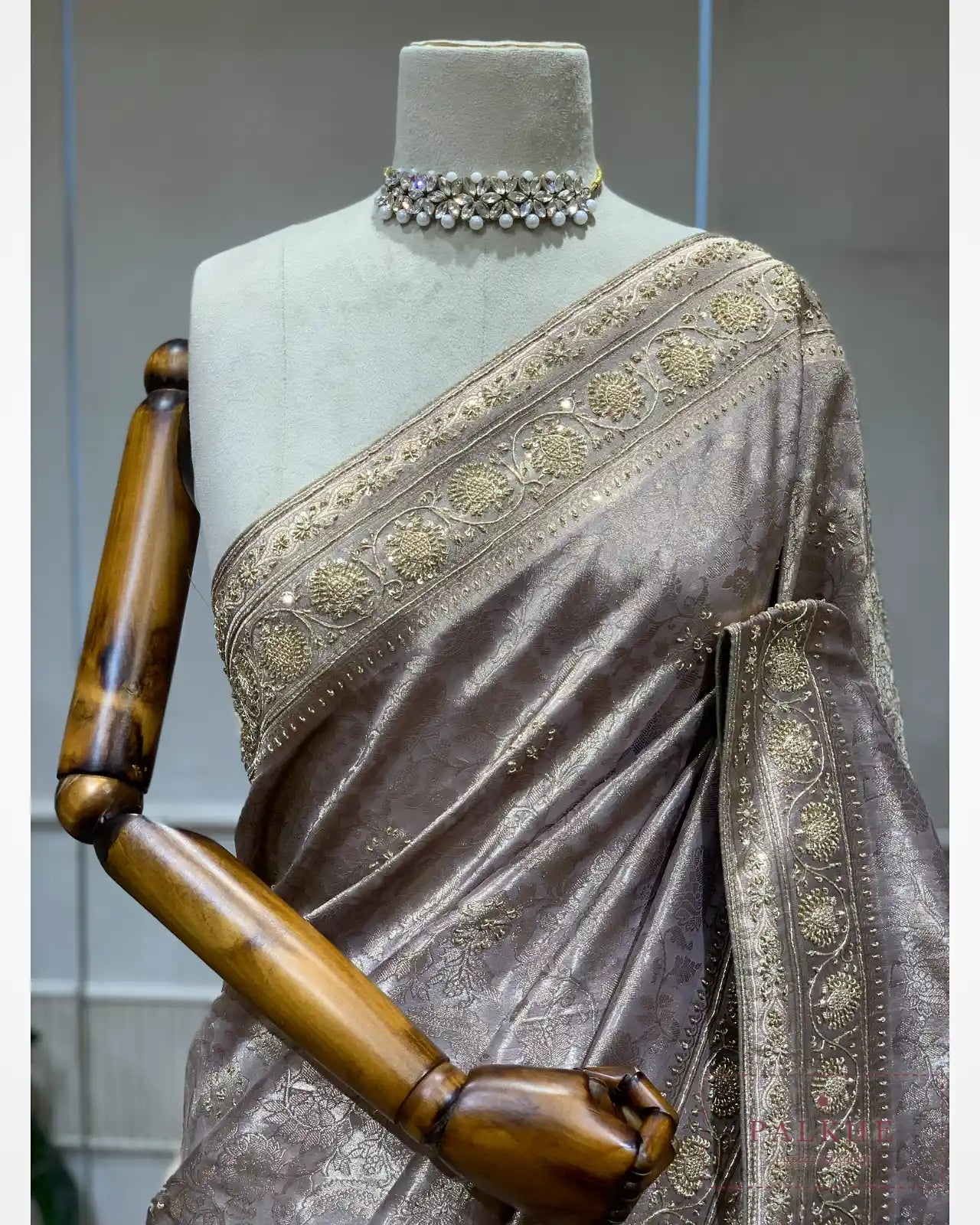 Lilac Pure Silk Banarasi x Hand Embroidery