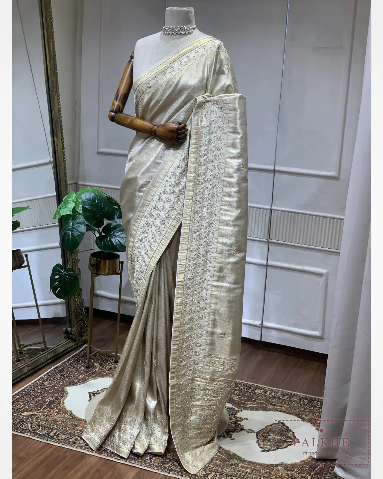 Silver-Gold Floral Semi Silk Kanjivaram x Hand Embroidery