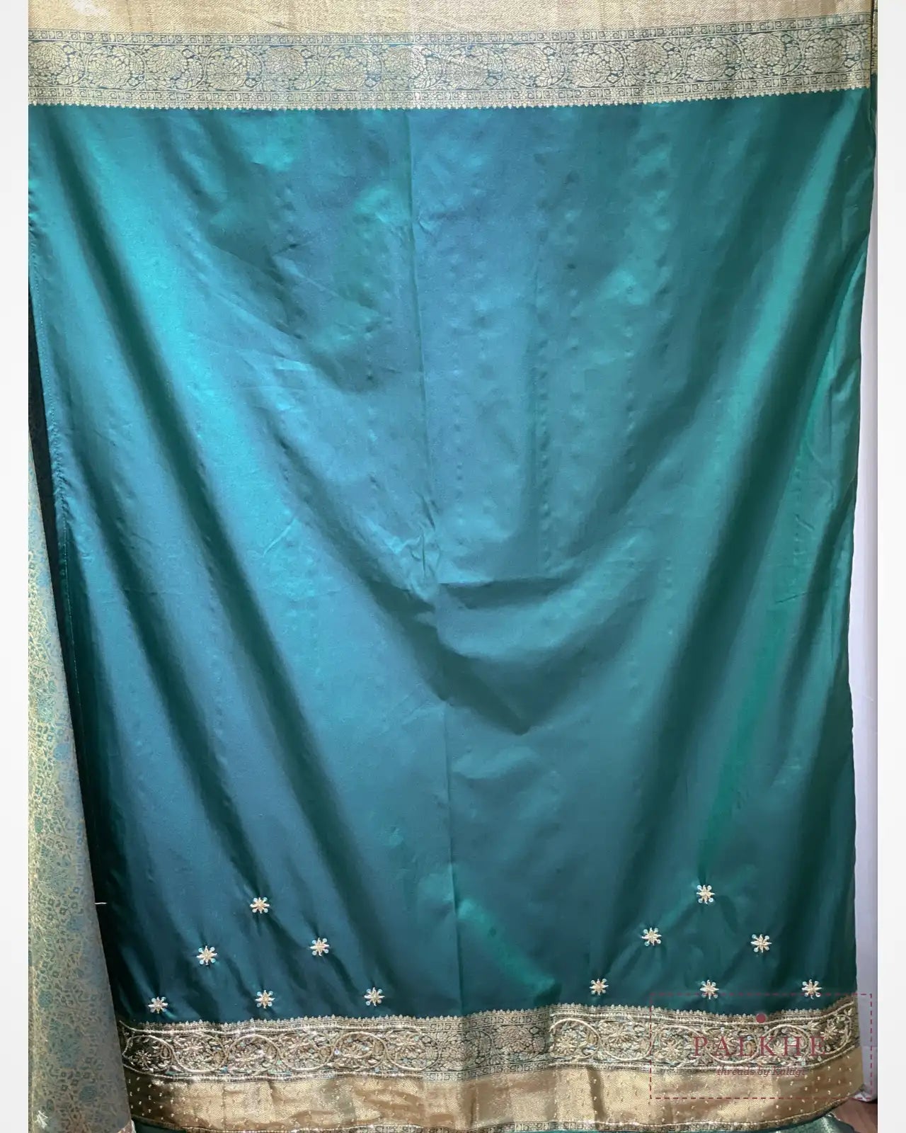 Bottle Green Semi Silk Banarasi x Hand Embroidery