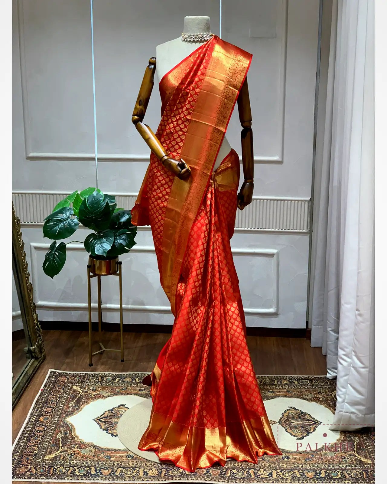Red Kanjivaram Buttis in Pure Silk