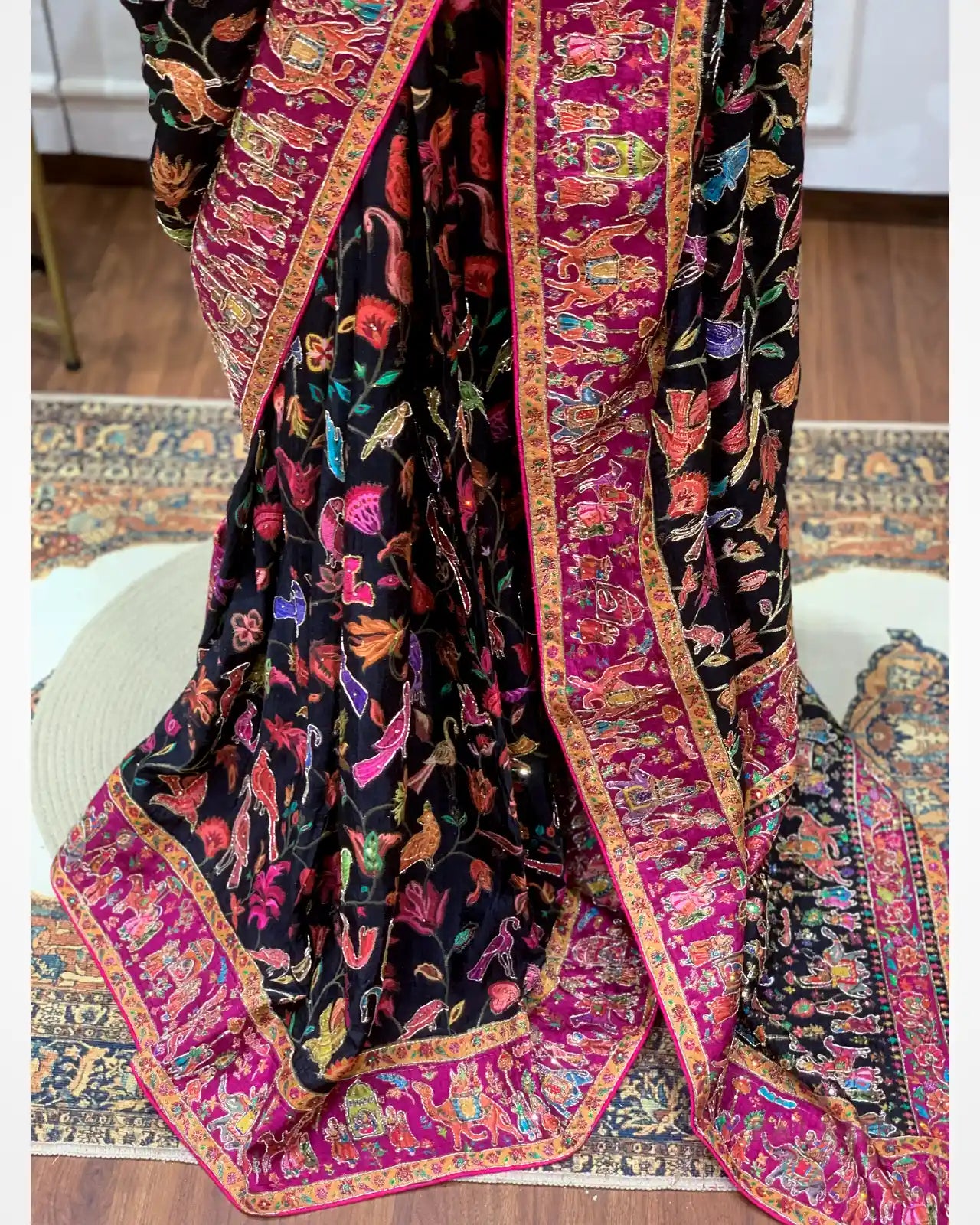 Black Pashmina x Hand Embroidered