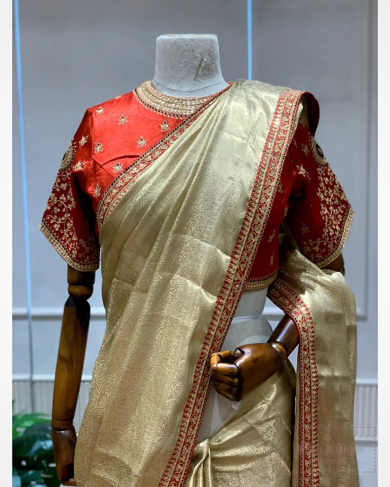 Golden Tissue Silk x Hand Embroidery